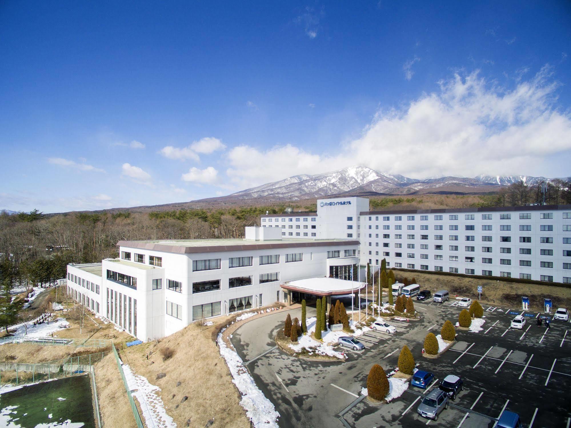 Royal Hotel Yatsugatake -From Apr2024 Grand Mercure Yatsugatake Resort & Spa Хокуто Экстерьер фото
