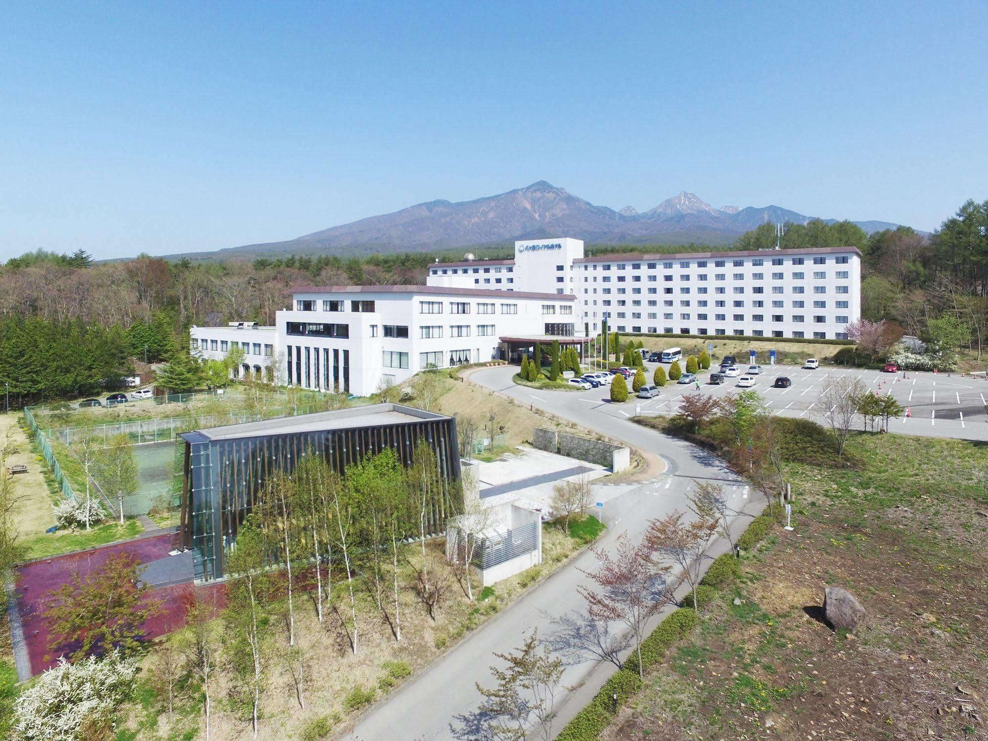 Royal Hotel Yatsugatake -From Apr2024 Grand Mercure Yatsugatake Resort & Spa Хокуто Экстерьер фото